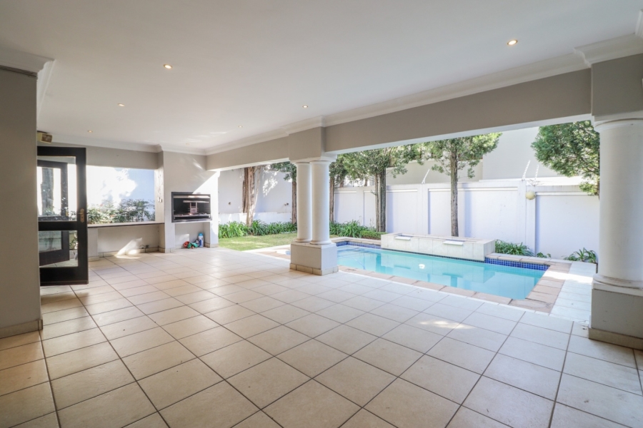 5 Bedroom Property for Sale in Atholl Gauteng