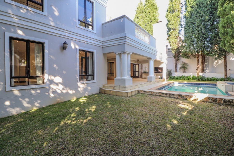 5 Bedroom Property for Sale in Atholl Gauteng