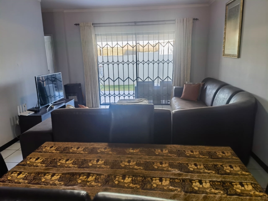 3 Bedroom Property for Sale in Greenstone Hill Gauteng