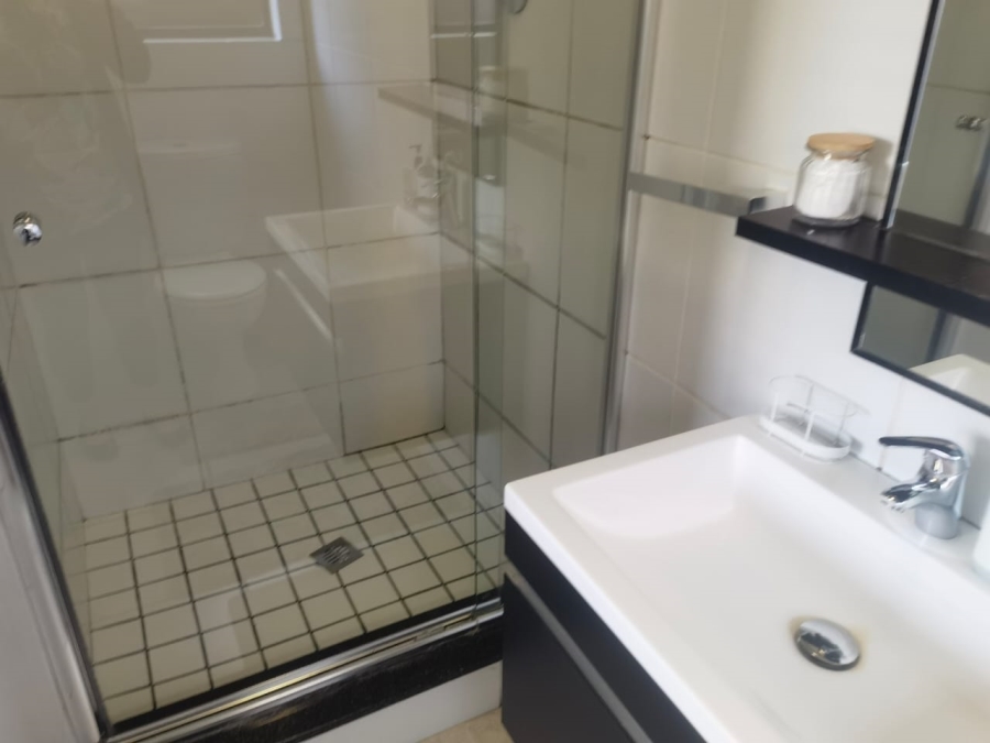 To Let 3 Bedroom Property for Rent in Greenstone Hill Gauteng