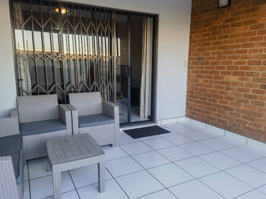 To Let 3 Bedroom Property for Rent in Greenstone Hill Gauteng