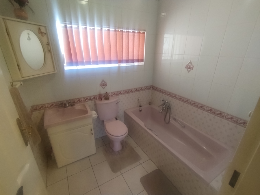 3 Bedroom Property for Sale in Edendale Gauteng