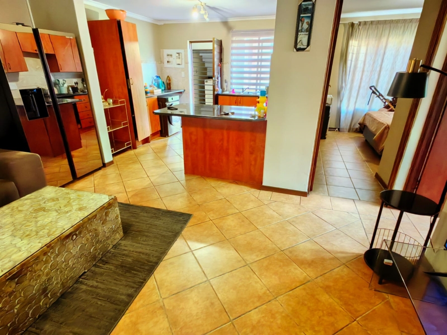 2 Bedroom Property for Sale in Montana Tuine Gauteng