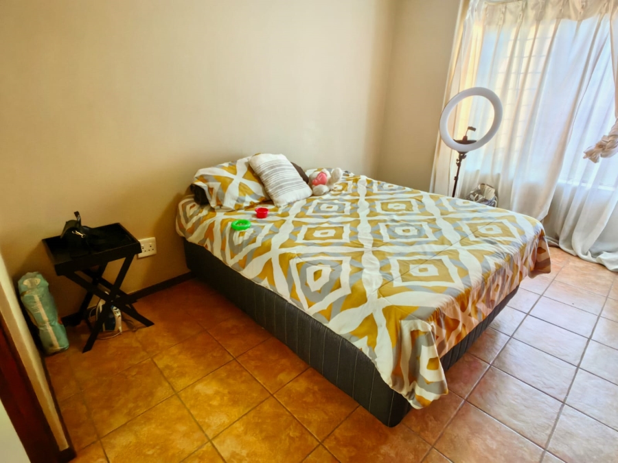 2 Bedroom Property for Sale in Montana Tuine Gauteng