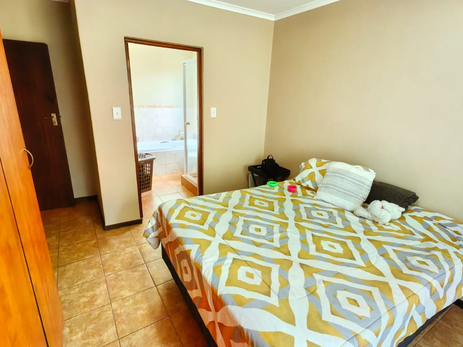 2 Bedroom Property for Sale in Montana Tuine Gauteng