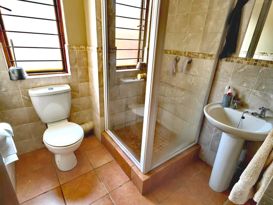 2 Bedroom Property for Sale in Montana Tuine Gauteng