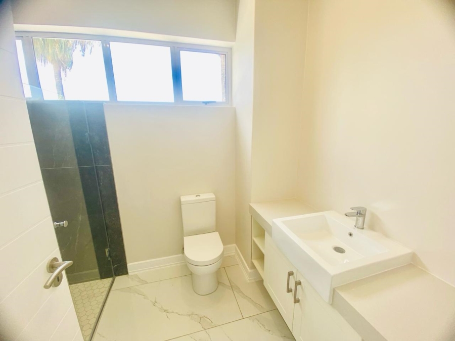 To Let 4 Bedroom Property for Rent in River Club Gauteng