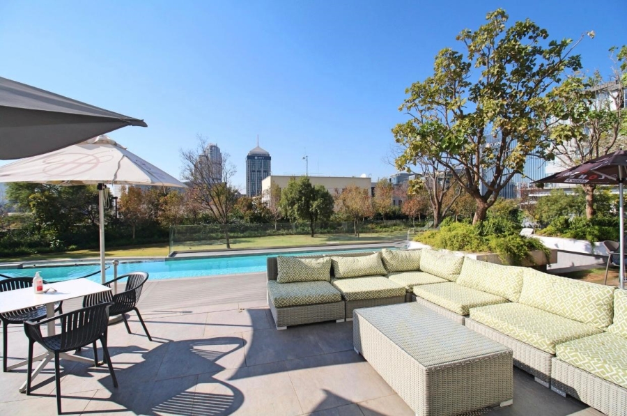 To Let 2 Bedroom Property for Rent in Sandhurst Gauteng
