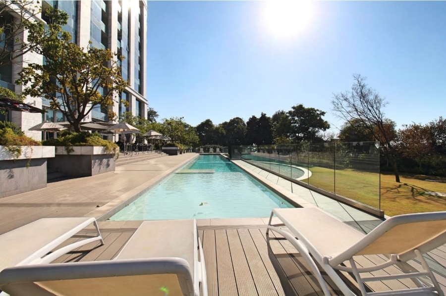 To Let 2 Bedroom Property for Rent in Sandhurst Gauteng
