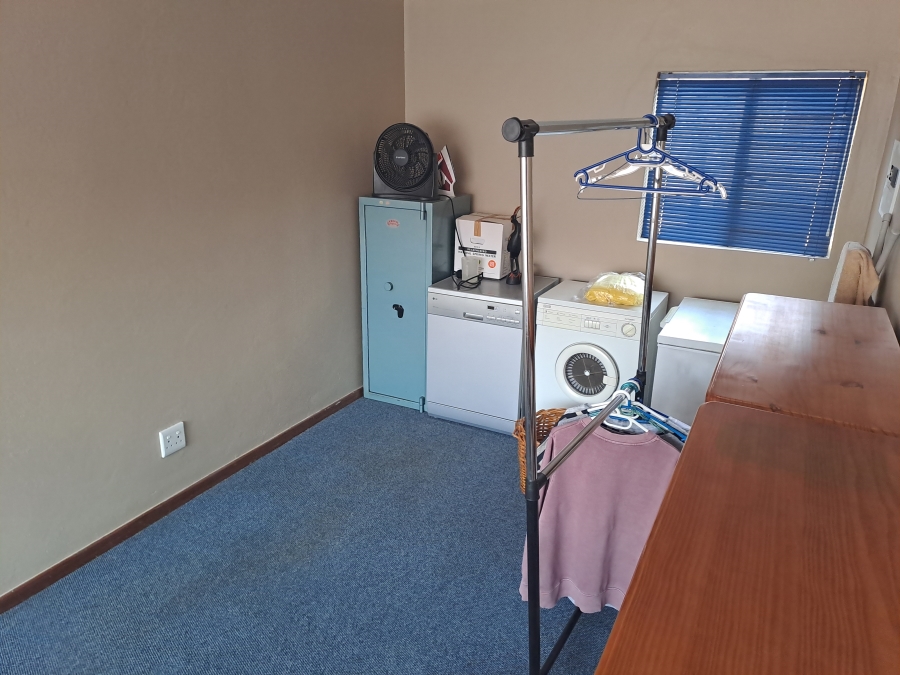 3 Bedroom Property for Sale in Eldoraigne Gauteng