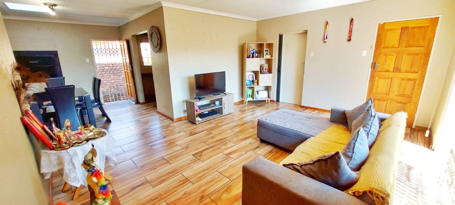 3 Bedroom Property for Sale in Halfway Gardens Gauteng