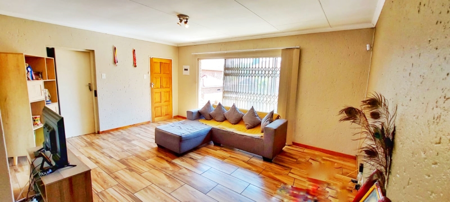 3 Bedroom Property for Sale in Halfway Gardens Gauteng