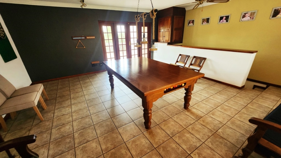 5 Bedroom Property for Sale in Eldoraigne Gauteng