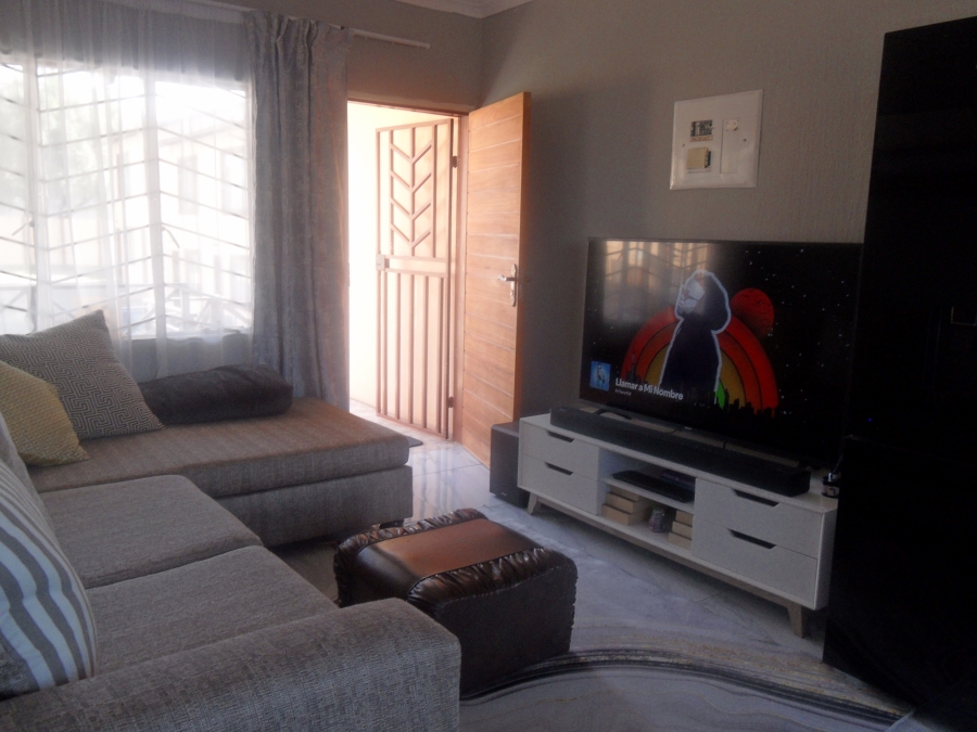 1 Bedroom Property for Sale in Bramley View Gauteng