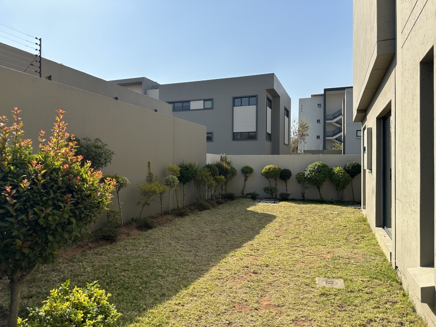 To Let 2 Bedroom Property for Rent in Rivonia Gauteng