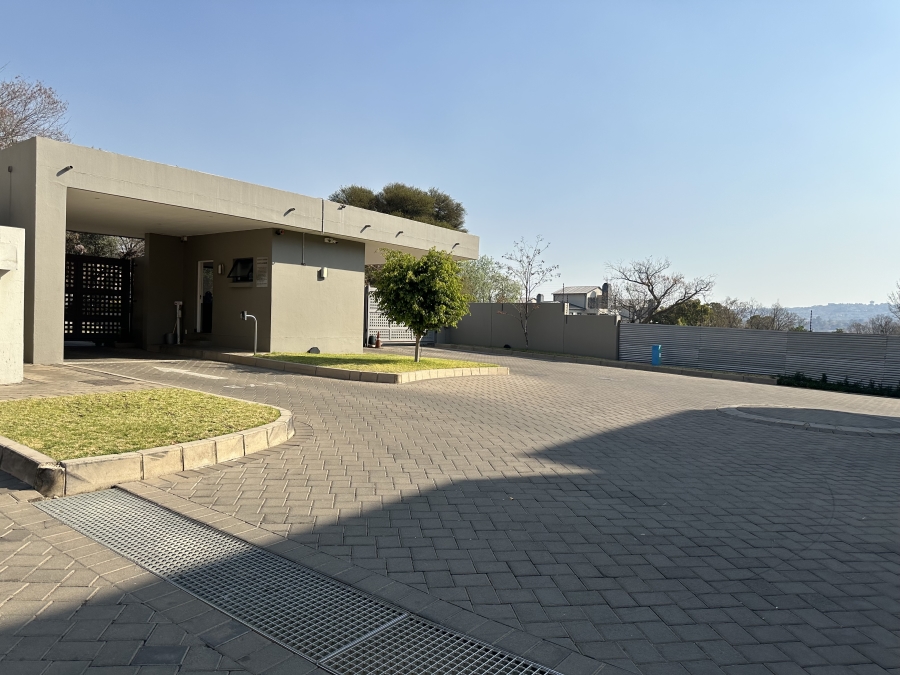 To Let 2 Bedroom Property for Rent in Rivonia Gauteng