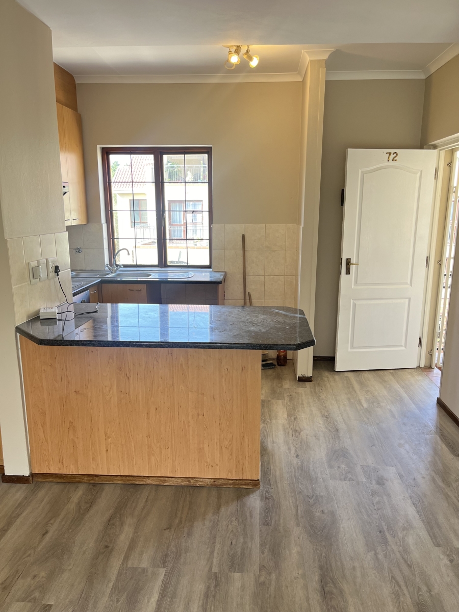 To Let 2 Bedroom Property for Rent in Bryanston Gauteng