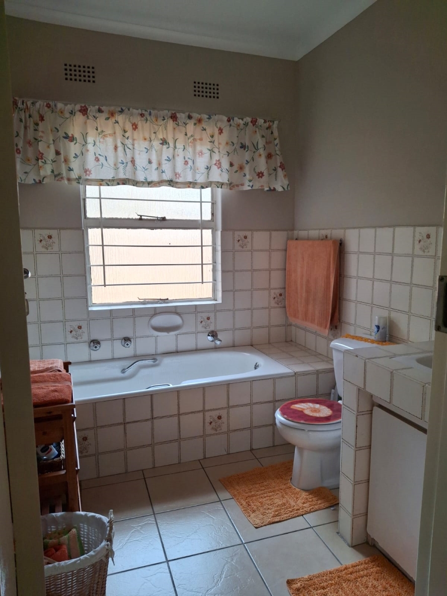 To Let 2 Bedroom Property for Rent in Montgomery Park Gauteng