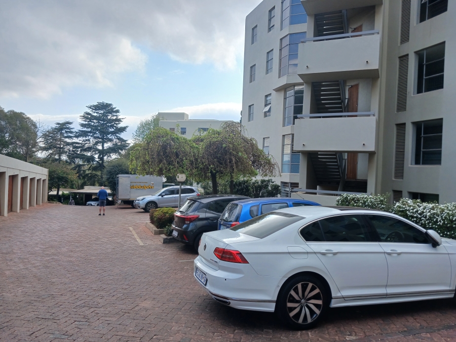 To Let 2 Bedroom Property for Rent in Sandton Central Gauteng