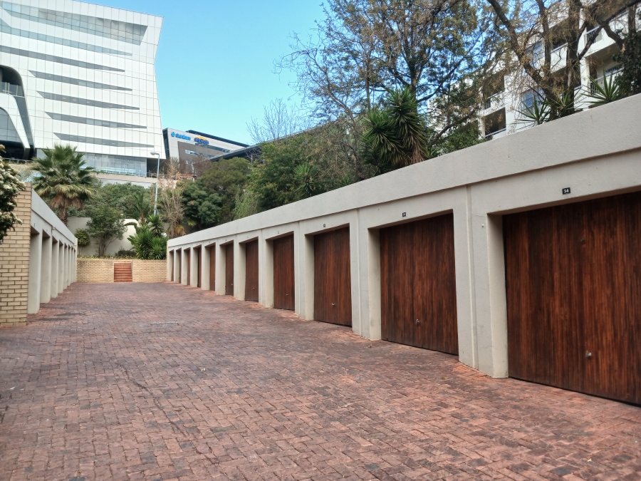 To Let 2 Bedroom Property for Rent in Sandton Central Gauteng