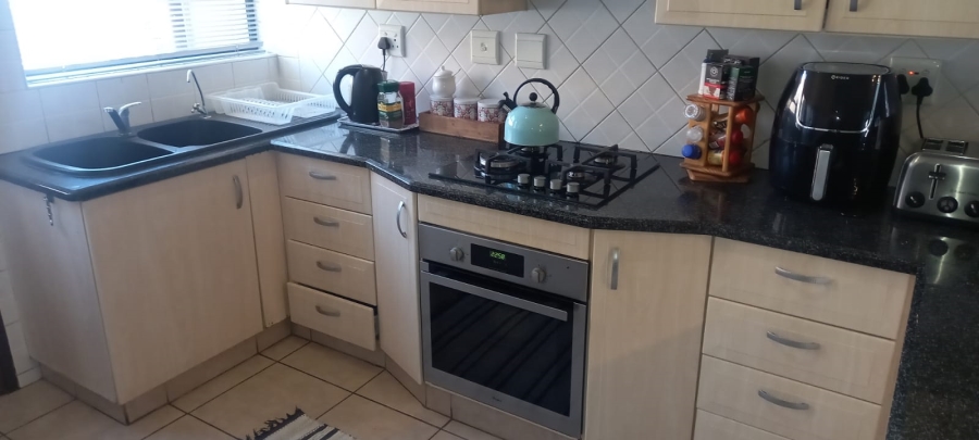 3 Bedroom Property for Sale in Elandshaven Gauteng