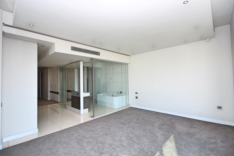 2 Bedroom Property for Sale in Sandhurst Gauteng