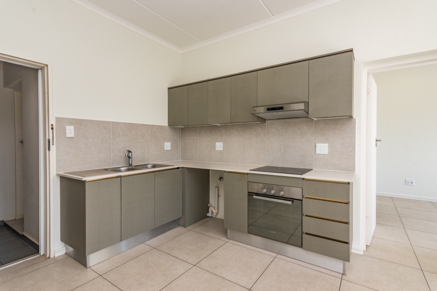 1 Bedroom Property for Sale in Greenstone Hill Gauteng