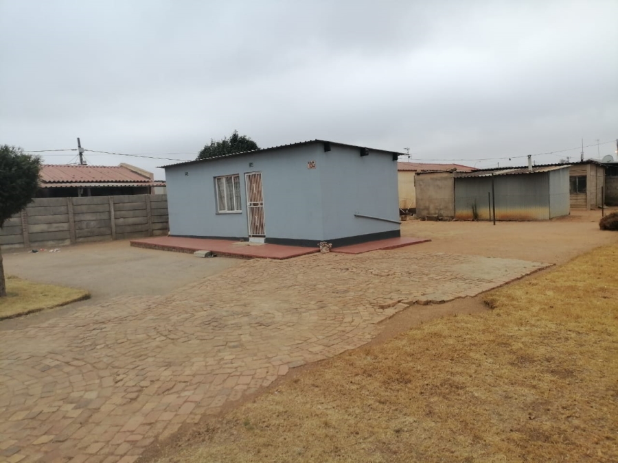 1 Bedroom Property for Sale in Etwatwa Gauteng