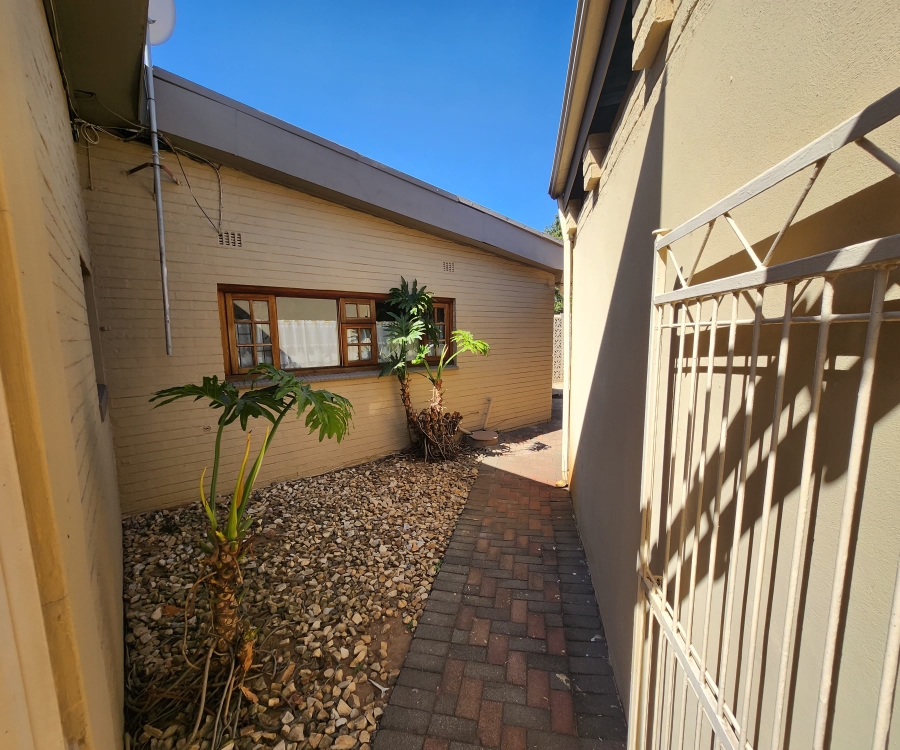 4 Bedroom Property for Sale in Birchleigh Gauteng