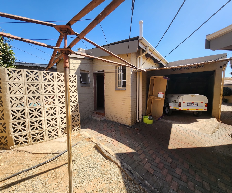 4 Bedroom Property for Sale in Birchleigh Gauteng