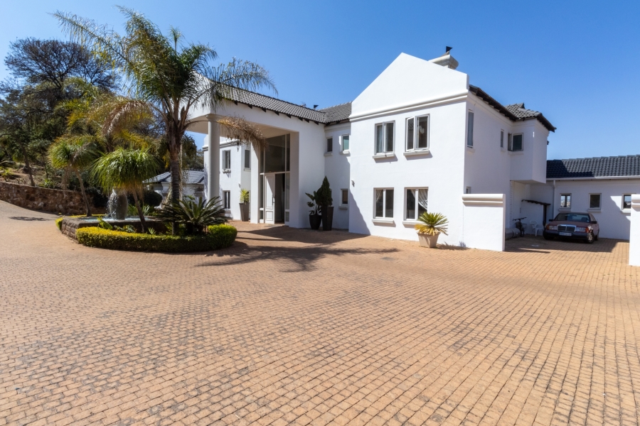 5 Bedroom Property for Sale in Cornwall Hill Gauteng