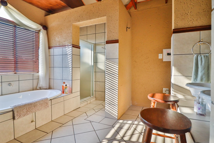 7 Bedroom Property for Sale in Cullinan Gauteng