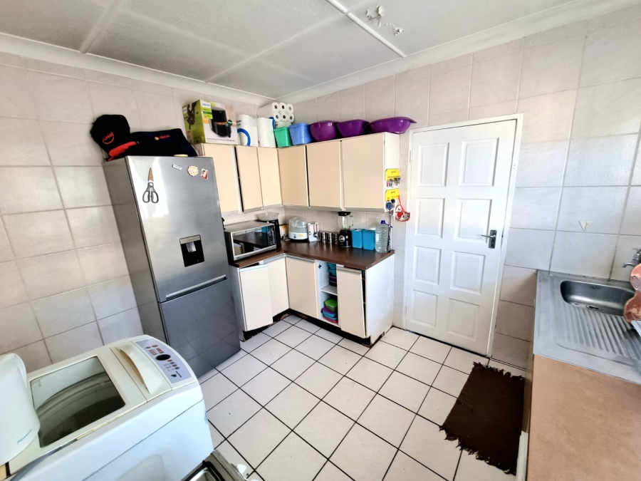 2 Bedroom Property for Sale in Townsview Gauteng