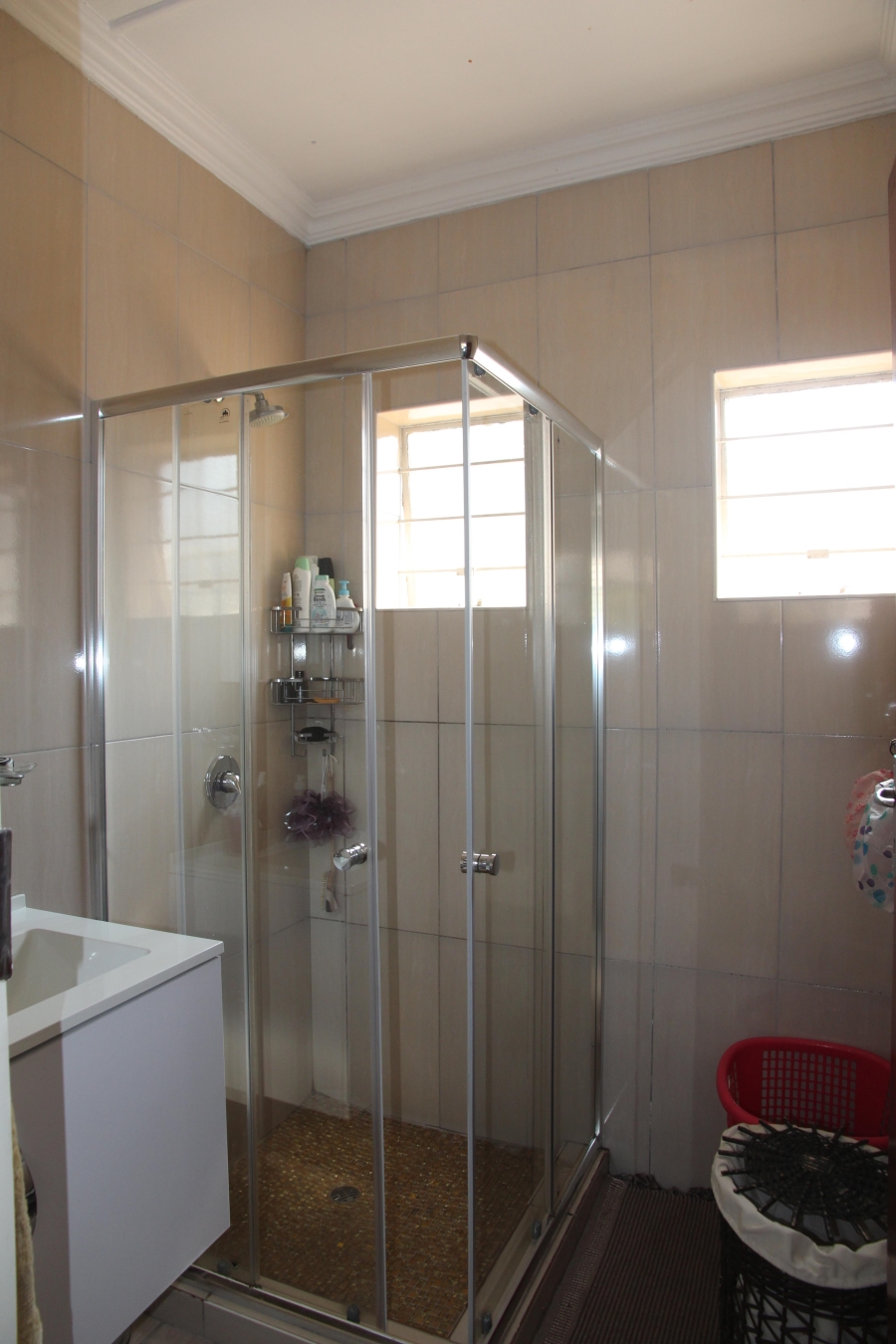 4 Bedroom Property for Sale in Illiondale Gauteng