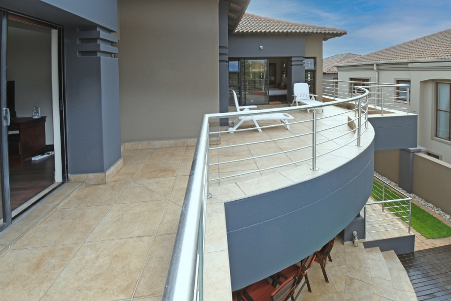 3 Bedroom Property for Sale in Greenstone Hill Gauteng