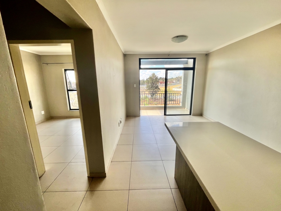 To Let 1 Bedroom Property for Rent in Erand Gardens Gauteng