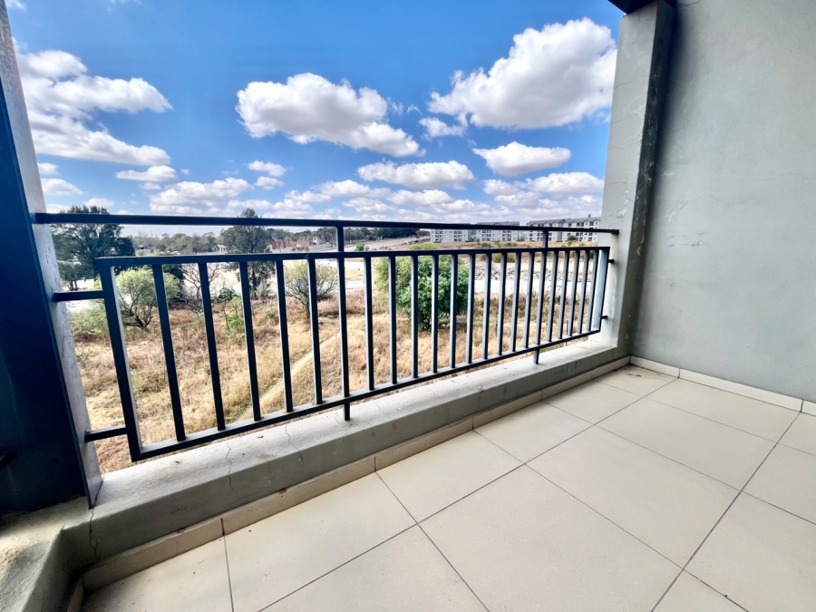 To Let 1 Bedroom Property for Rent in Erand Gardens Gauteng