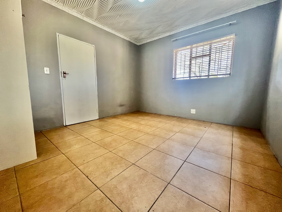 To Let 1 Bedroom Property for Rent in President Park Gauteng