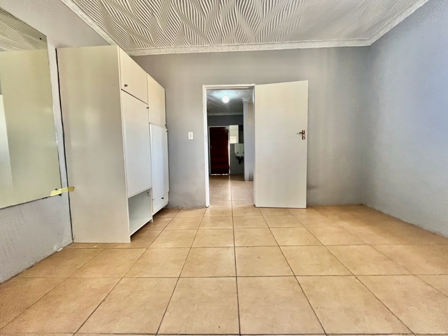 To Let 1 Bedroom Property for Rent in President Park Gauteng