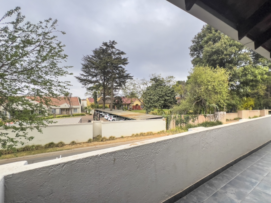 3 Bedroom Property for Sale in Glen Marais Gauteng