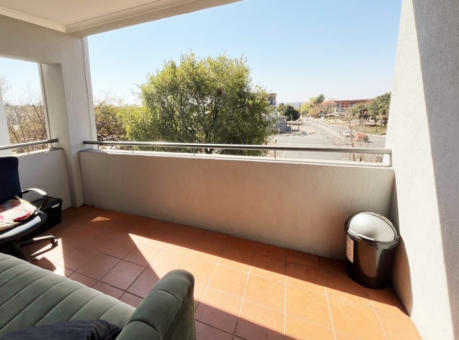 1 Bedroom Property for Sale in Sandown Gauteng