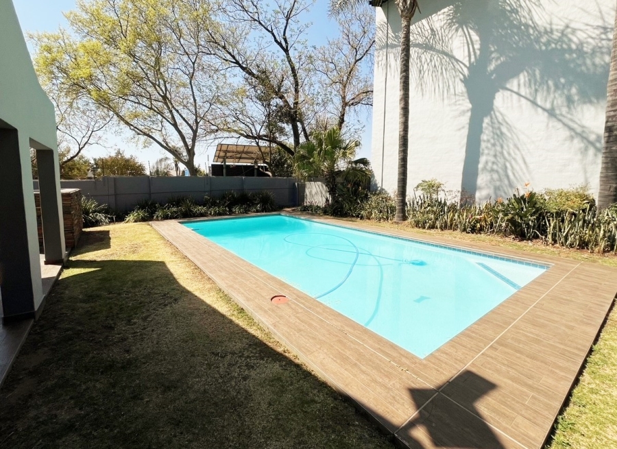 1 Bedroom Property for Sale in Sandown Gauteng