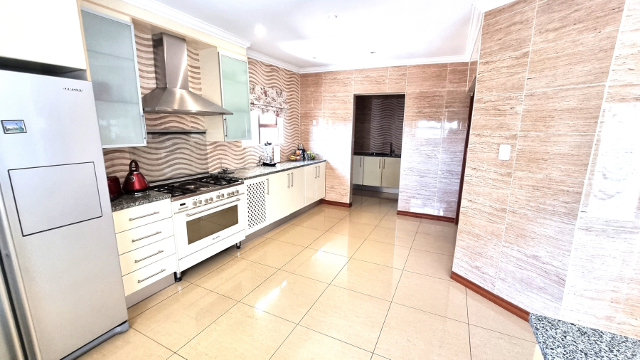 4 Bedroom Property for Sale in Six Fountains Residential Estate Gauteng