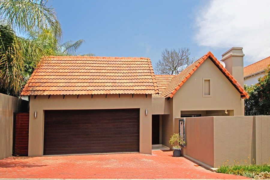 3 Bedroom Property for Sale in Broadacres Gauteng