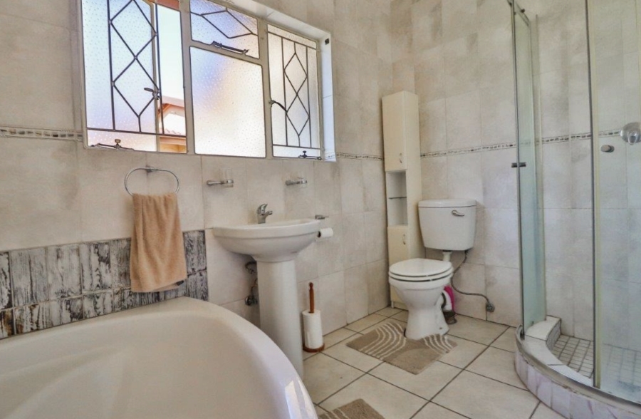 3 Bedroom Property for Sale in Eden Glen Gauteng