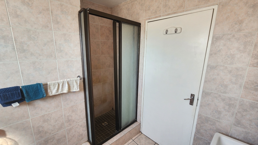 2 Bedroom Property for Sale in Ridgeway Gauteng