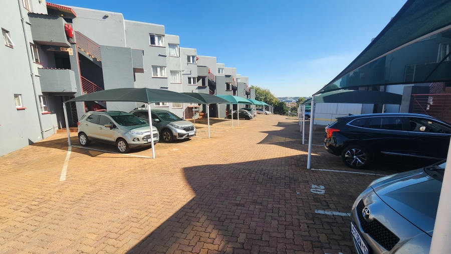 2 Bedroom Property for Sale in Ridgeway Gauteng