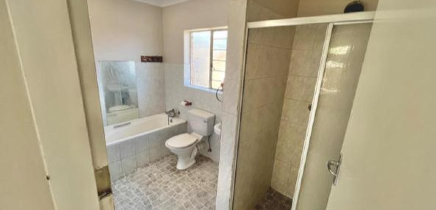 2 Bedroom Property for Sale in The Orchards Gauteng