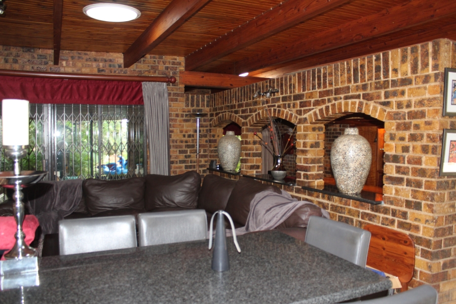 4 Bedroom Property for Sale in Florauna Gauteng