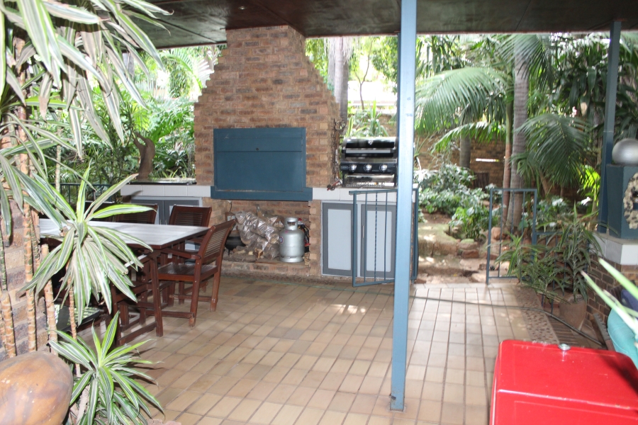 4 Bedroom Property for Sale in Florauna Gauteng